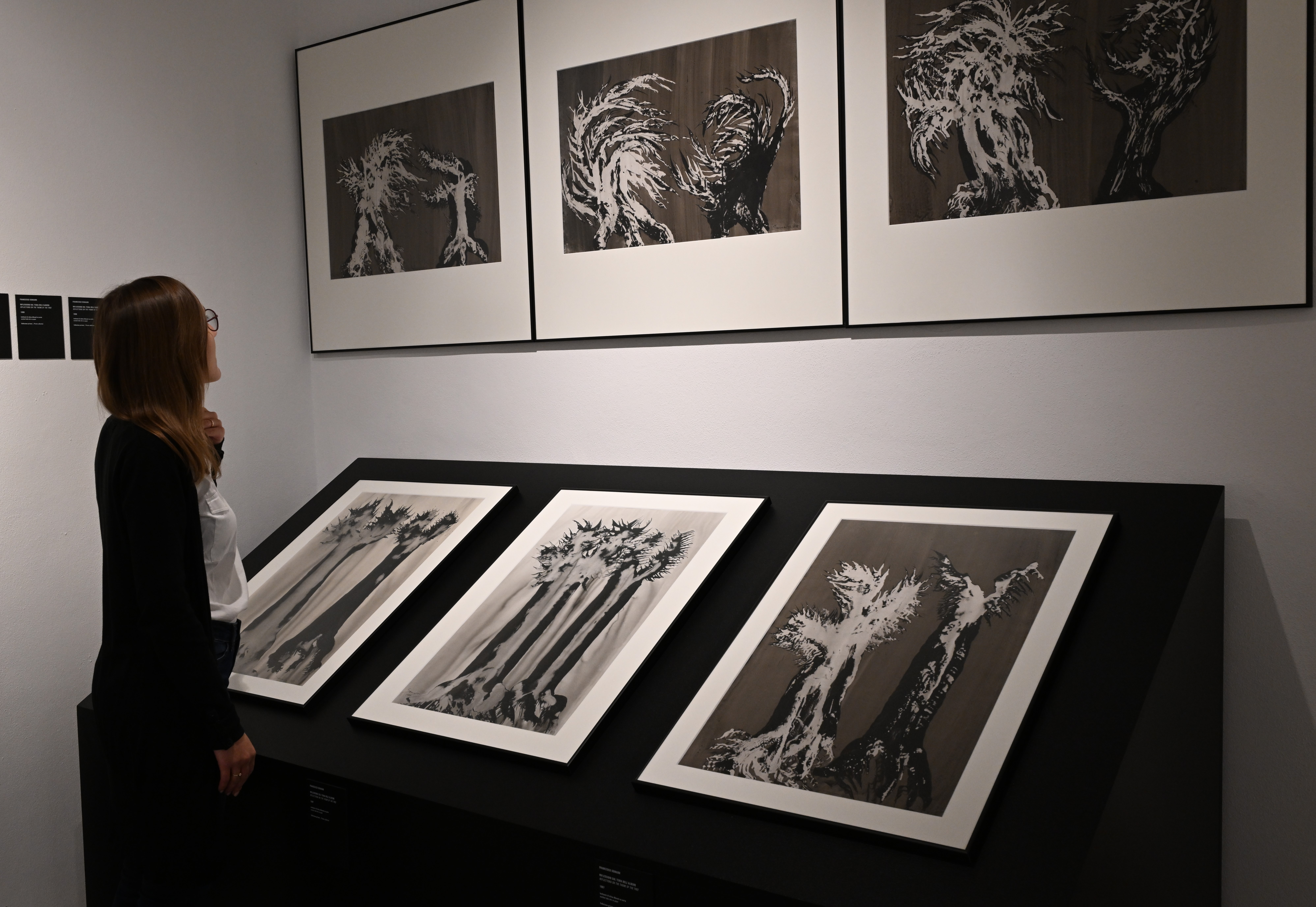 Alcune sale della mostra Oltre il giardino. La Natura nell’opera di Francesco Somaini allestita presso la Fondazione Francesco Somaini Scultore ETS fino al 31 maggio 2025.